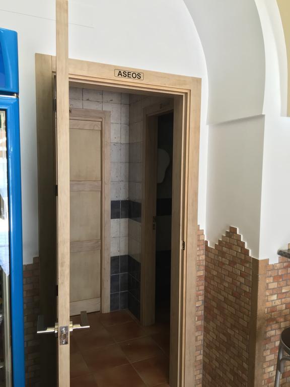 Hostal Los Encinares Villanueva de Córdoba Εξωτερικό φωτογραφία